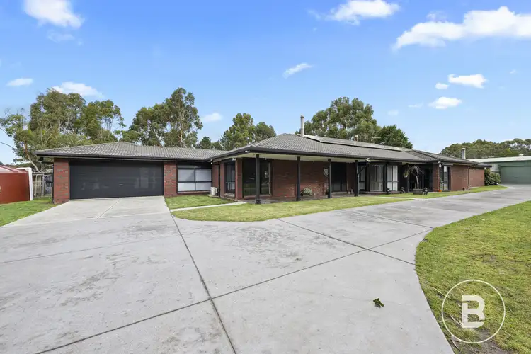 33 Adina Road