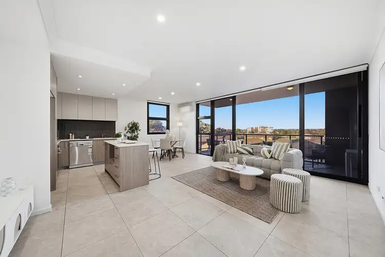 401/21 Charles Street