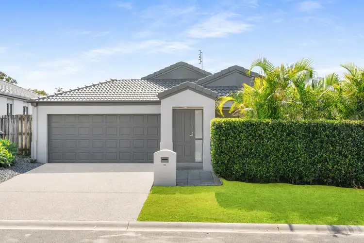 18 Harrow Place