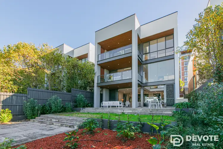 12 Collingridge Drive