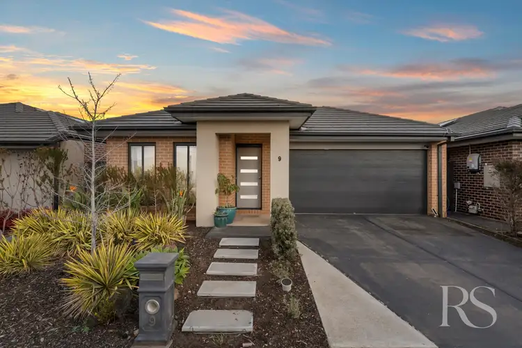 9 Satellite Drive, Werribee VIC 3030