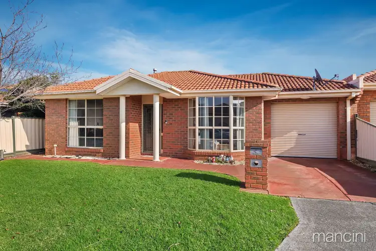 4 Chiarella Place