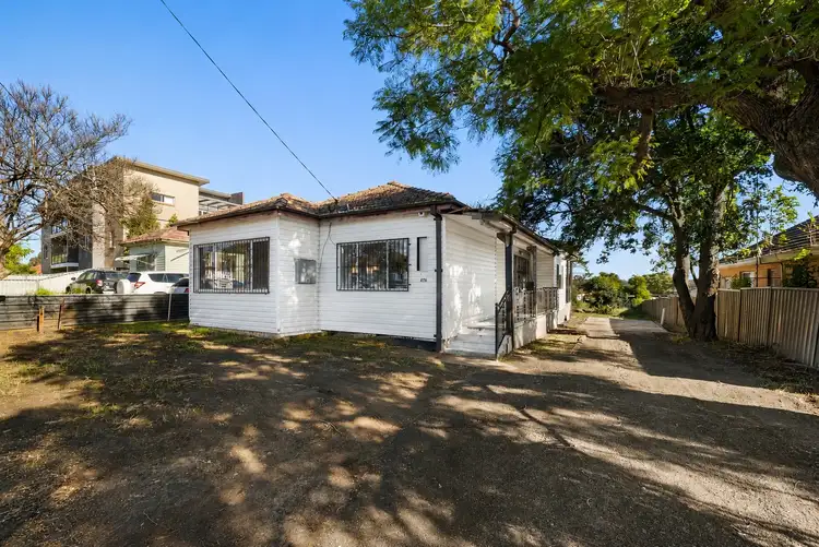 476 Woodville Road