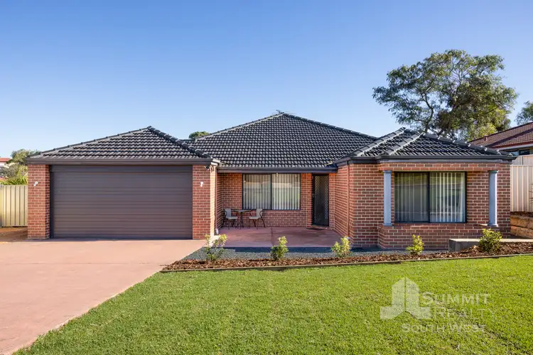 3 Thompson Place