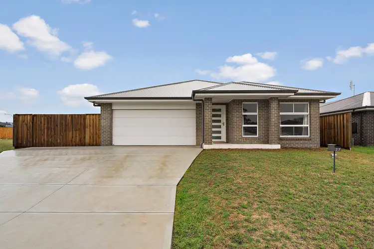 27 Gregory Road