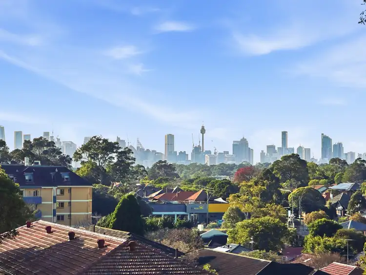 12/89 Bland Street