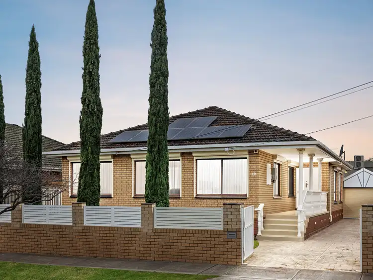 10 Marcellin Court