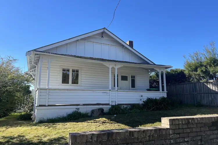 10 Illawarra Highway