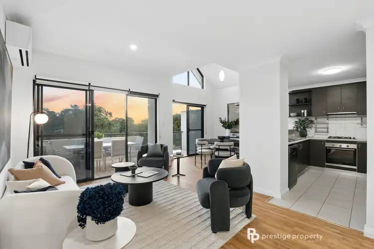 42/162 Lakeside Drive
