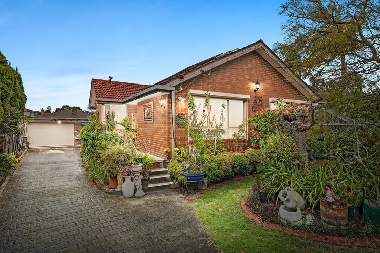 6 Ben Hogan Court