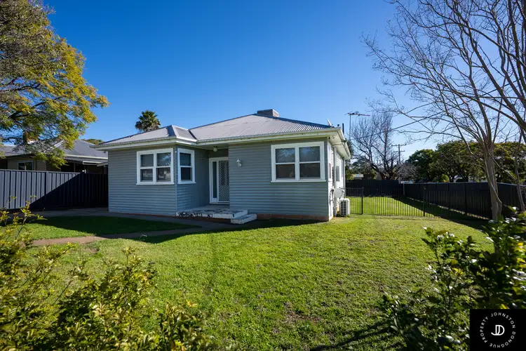 49 View Street