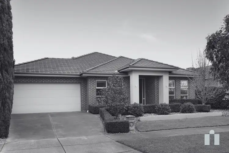 8 Westgarth Road