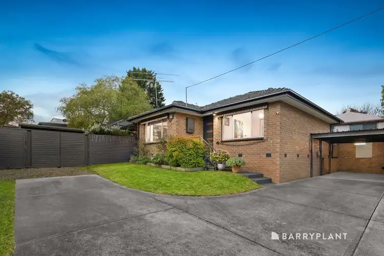 2/2 Lance Road