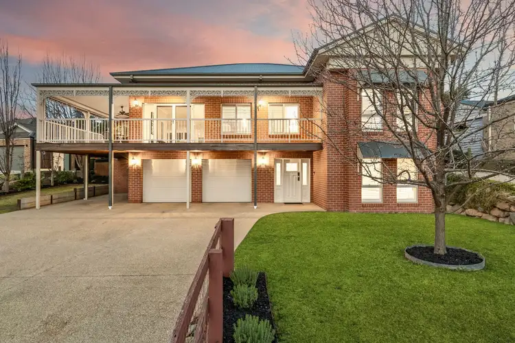9 Peregrine Place