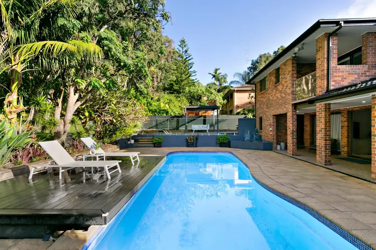 152 Captain Cook Drive