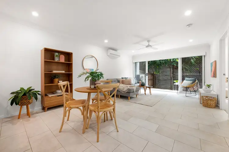 1/95 Adamson Street