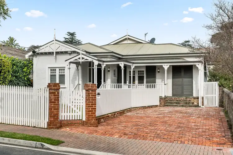20 Myrona Avenue