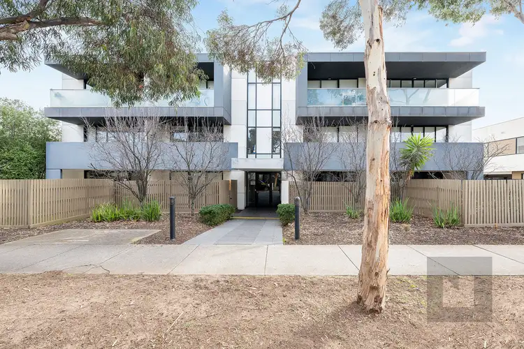 2/4 Crefden Street