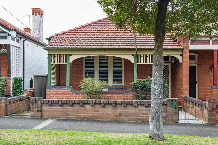 6 Park Road