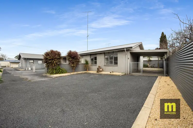 5/9 Francis Street