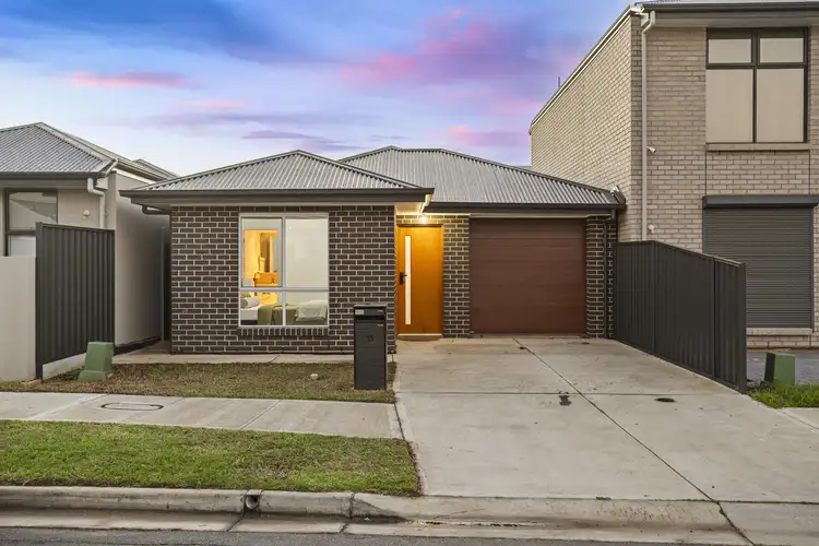 15 Sweeney Terrace