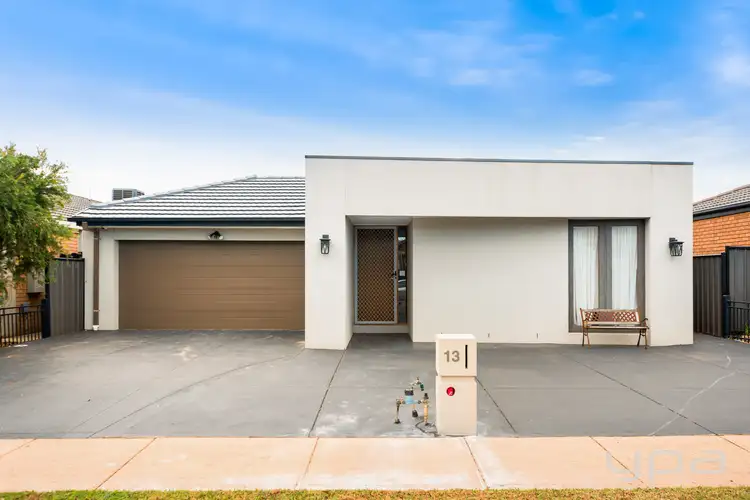 13 Penton Way