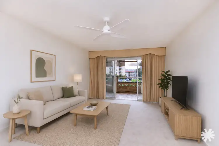 9/6 Hardy Street
