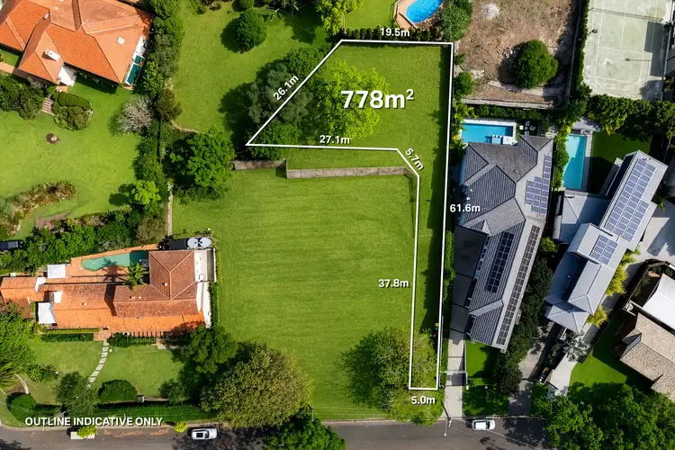 16 Gilgandra Street, Indooroopilly QLD 4068
