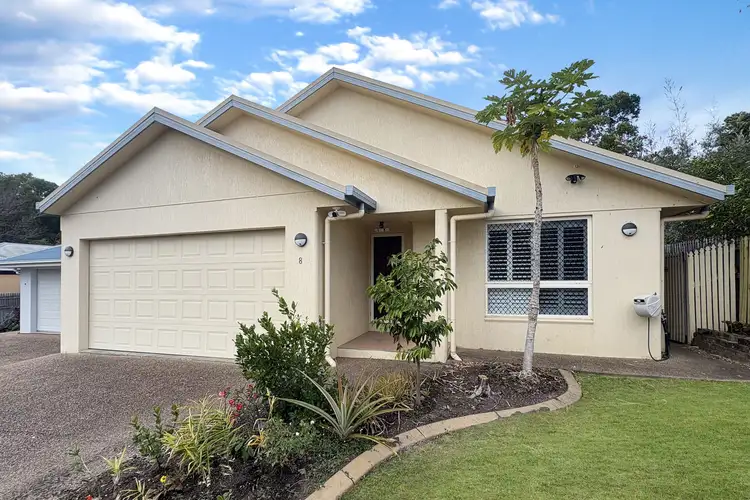 8 Carallia Place