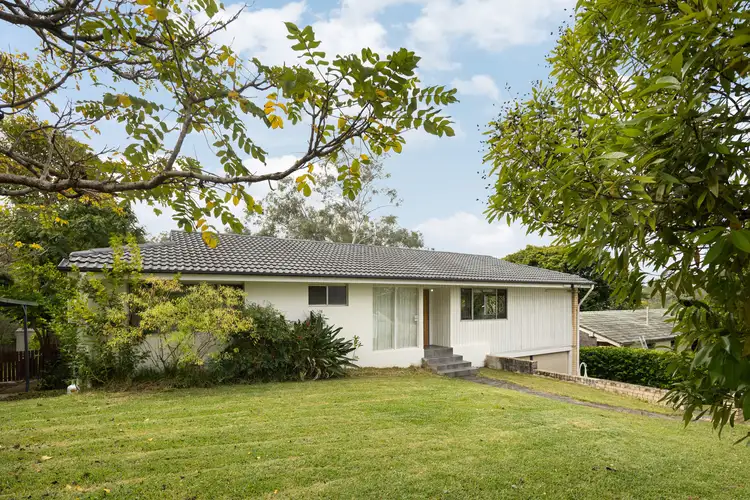 11 Rialanna Street