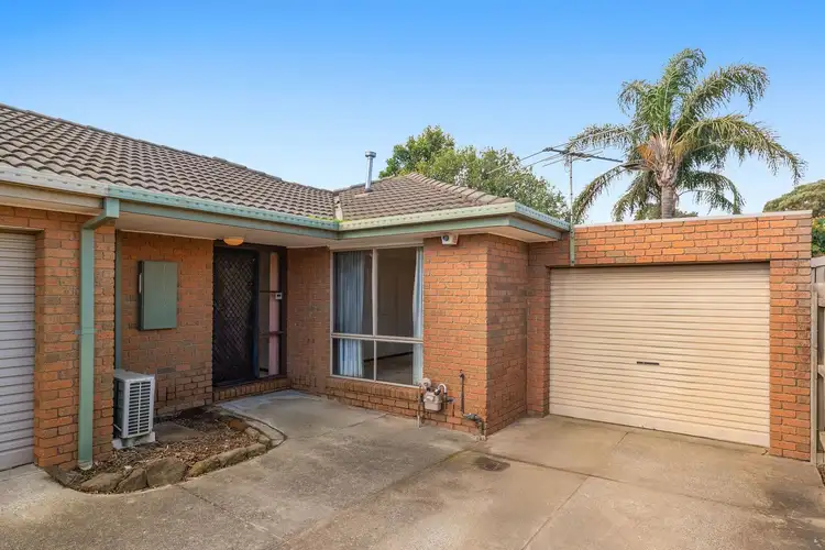 2/16 Dransfield Way