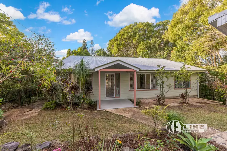4 Fairmeadow Road