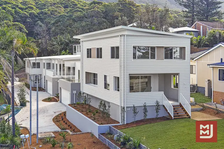 30A Lawrence Hargrave Drive