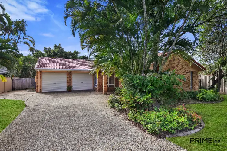 16 Bribie Pine Court