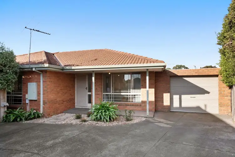 2/35 Allwyn Crescent