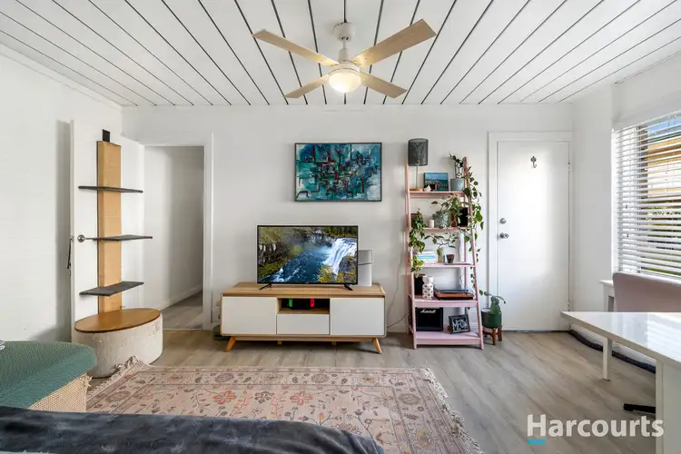 2/27 Mitchell Street