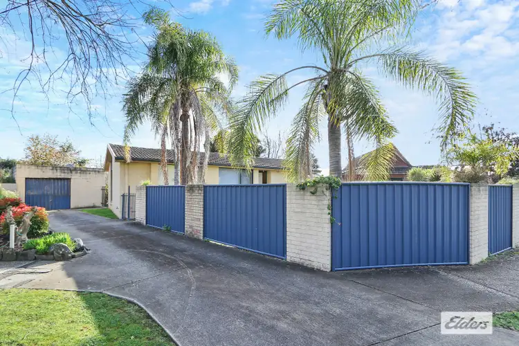 5 Uralla Court