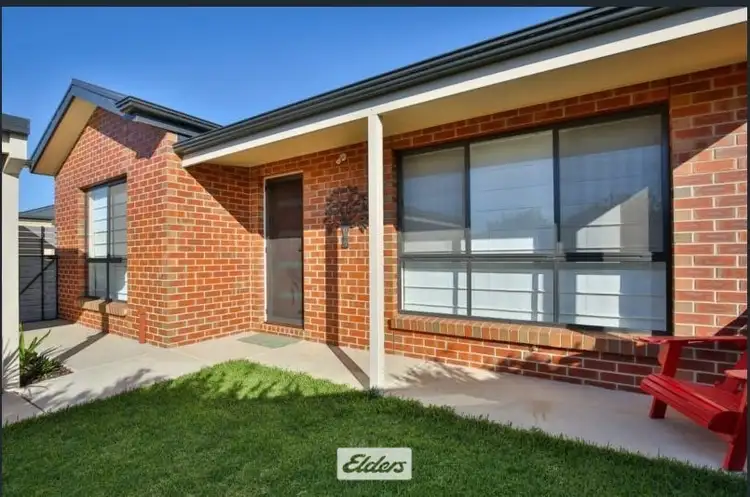 5/6 Olivia Drive