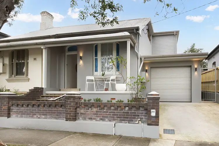 37 Roseby Street