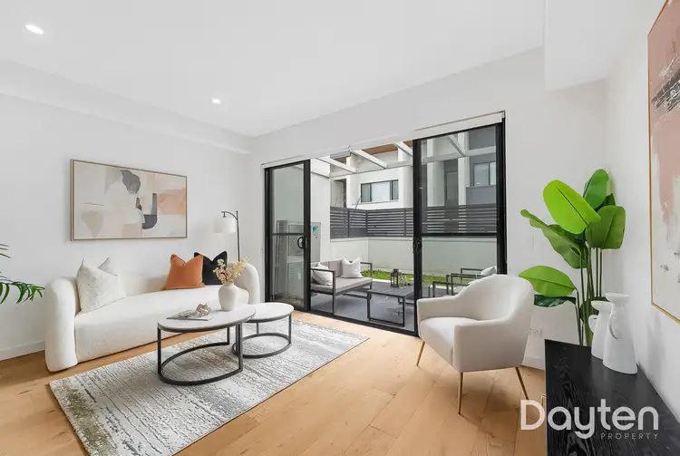 2/3 Rickard Road