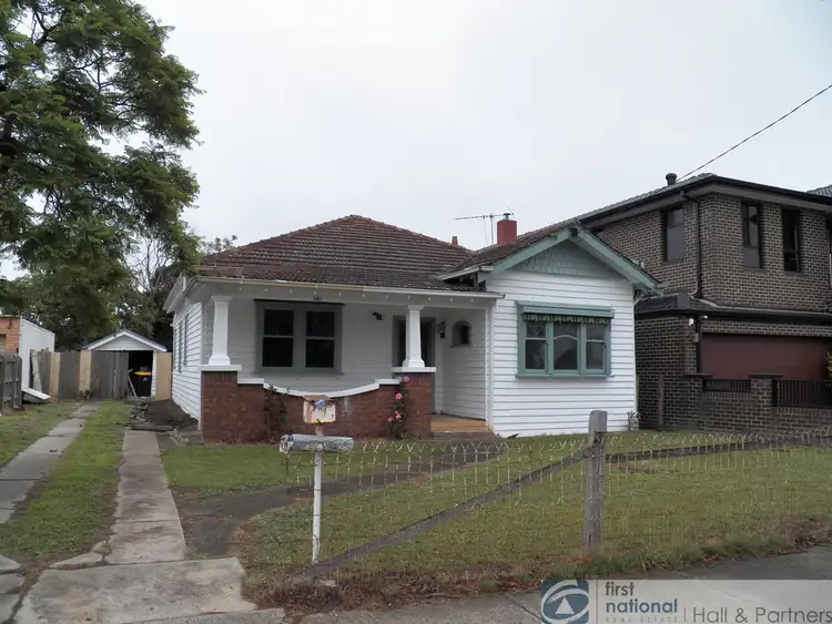 196 Foster Street