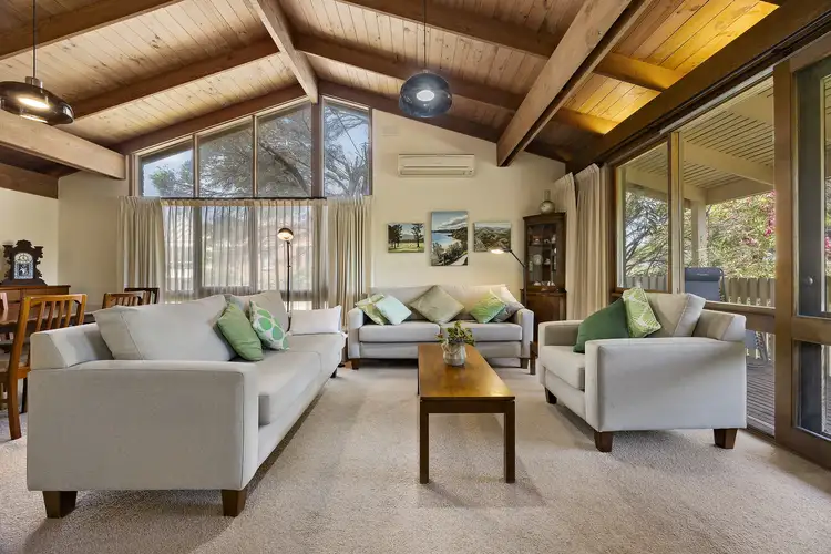 207 Beach Road