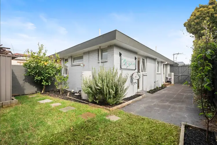 1/1 Barbara Street
