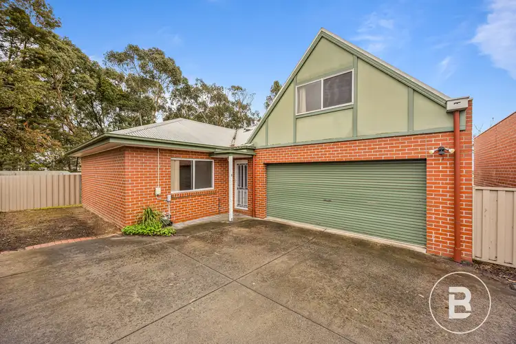 2/24 Stawell Street