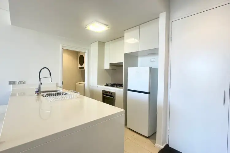 405/26 Ferntree Place