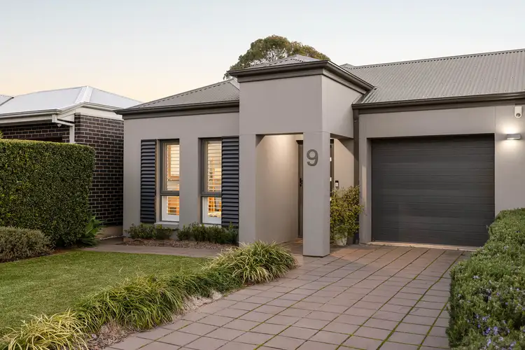 9 Blackler Avenue