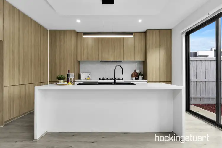 6 Racka Road