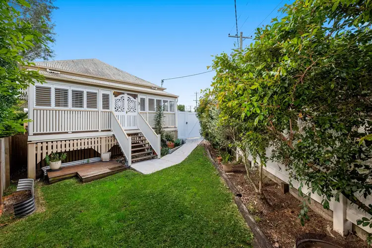 3/24 Dansie Street
