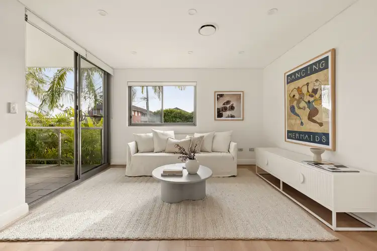 1/53 Lagoon Street