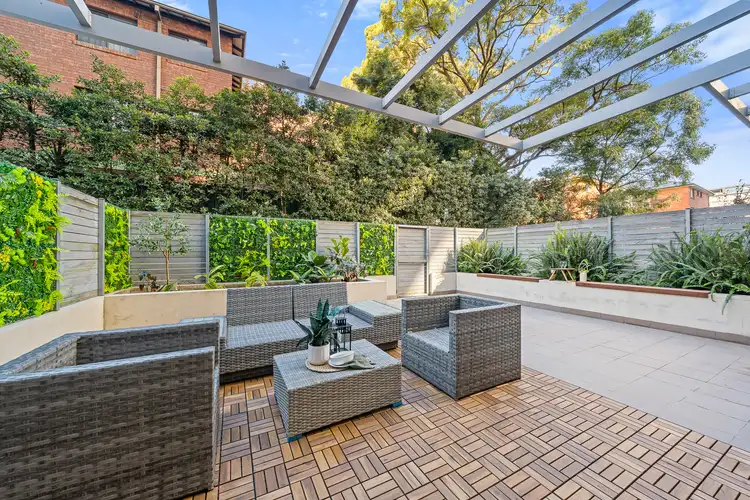 2/330 King Street